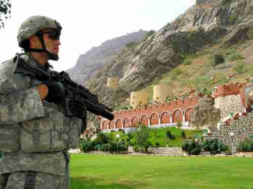 American soldier at the Afghan border