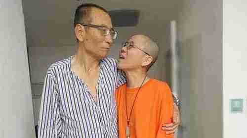 Iconic photo of Liu Xiaobo and his wife Liu Xia
