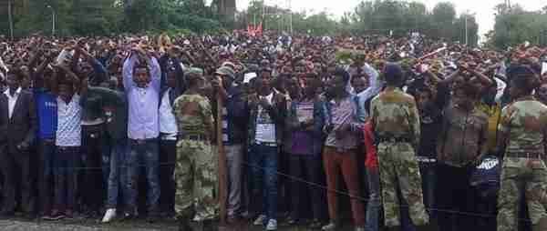 Ethiopian protesters facing the military