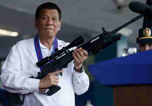  Philippine President Duterte warns China over South China Sea development (AP)